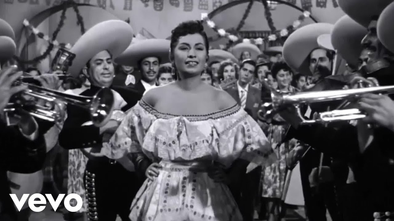 Lola Beltrán - Cucurrucucú Paloma