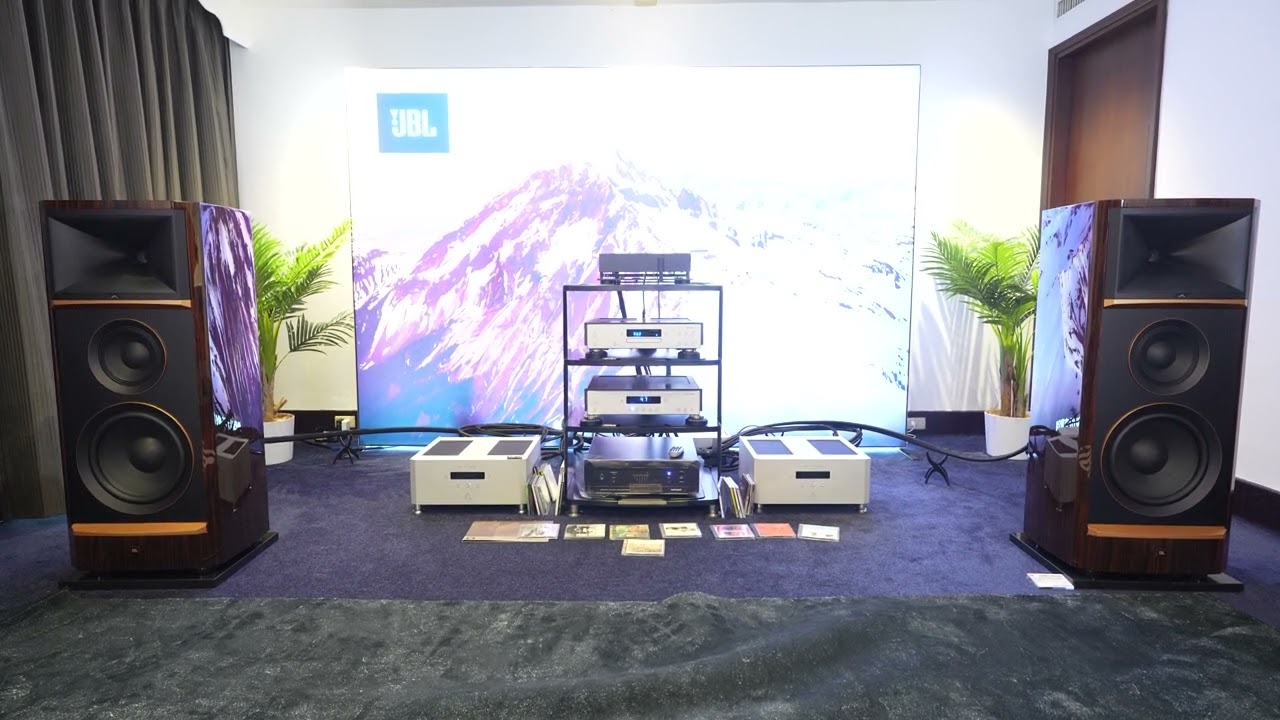 Международная аудиовыставка TECA Taipei 2025: JBL Summit Makalu / Aesthetix