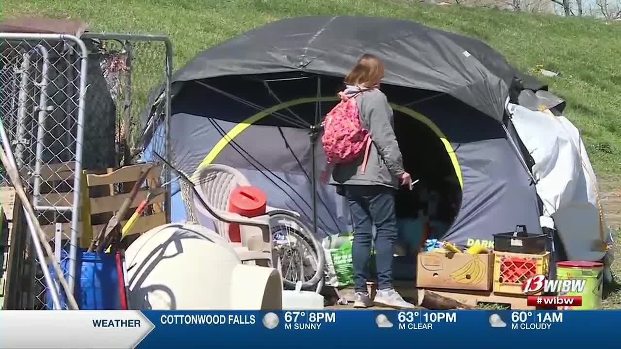 Supreme Court discusses whether fining homeless people violates the 8th amendment