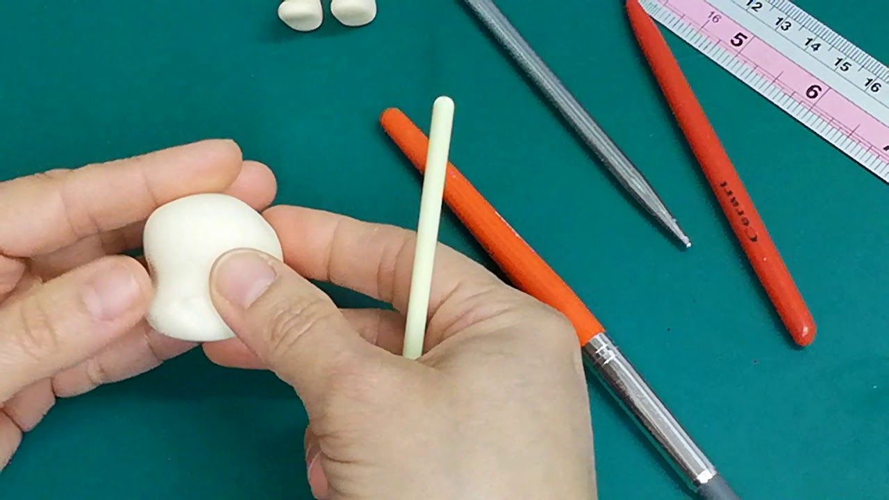 Come fare una bambola in porcellana fredda senza stampi parte 1