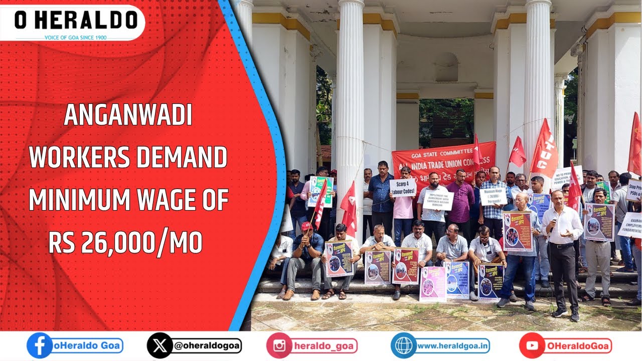 Anganwadi workers demand minimum wage of Rs 26,000/mo
