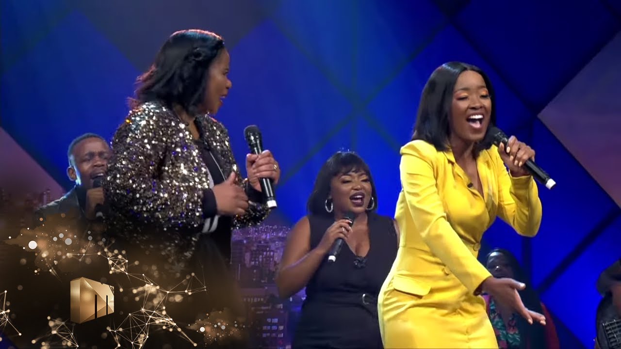 Kholeka and Hle perform Ndinomhlobo – VIP Invite