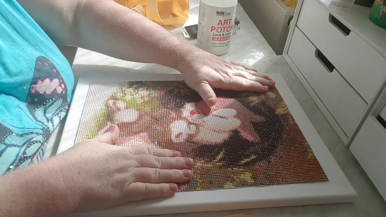 Paintingbild auf Leinwand kleben