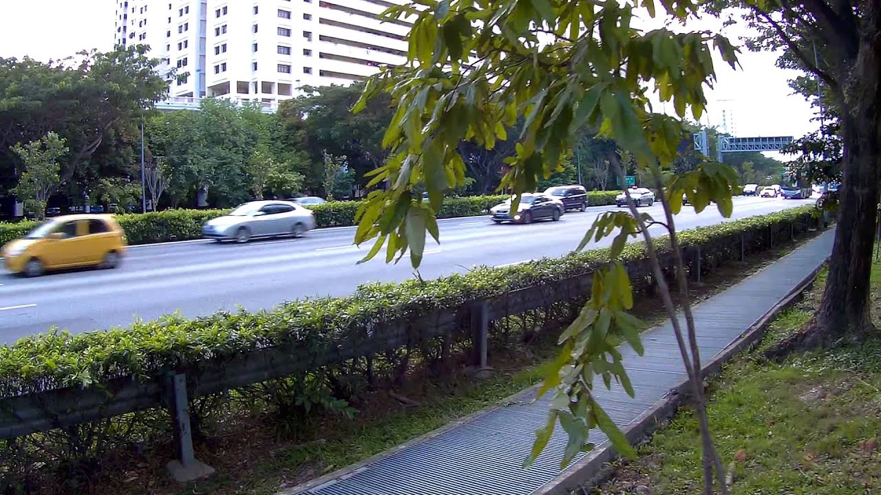 Singapore, walking to bus stop 65199 aft Pungol Rd  SJCAM SJ5000X FEIYTECH WG