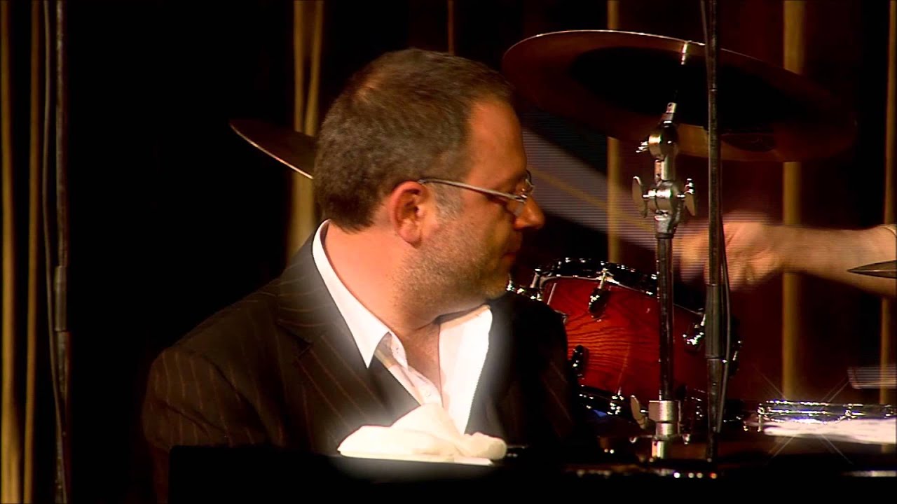 Vassil Petrov sings Gershwin & Ellington