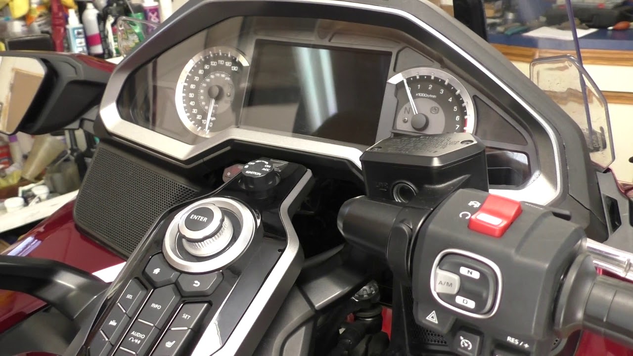 Инициализация сцепления DCT на Honda Gold Wing 2018 года