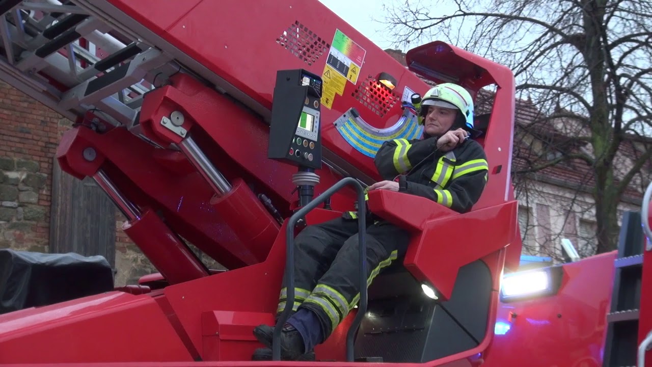 FF - Zwei Großbrände innerhalb 8 Tage in Ditfurt