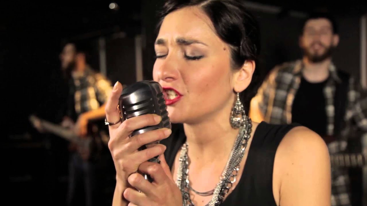 Objection- Tango (Shakira)-LIVE COVER BY SELECTED