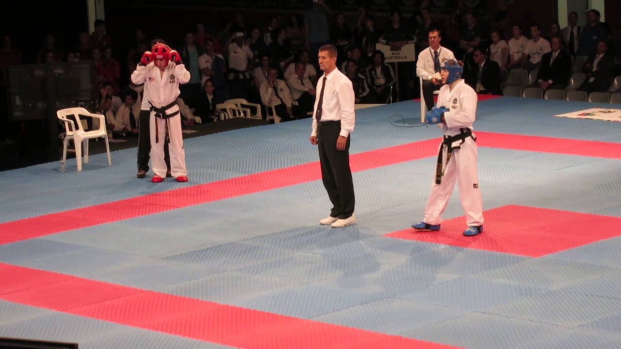 Round 2 - Mens Sparring finals -63kg - J Carlos (USA) vs M. Cadle (ENG) - 2013 ITF WC Benidorm Spain