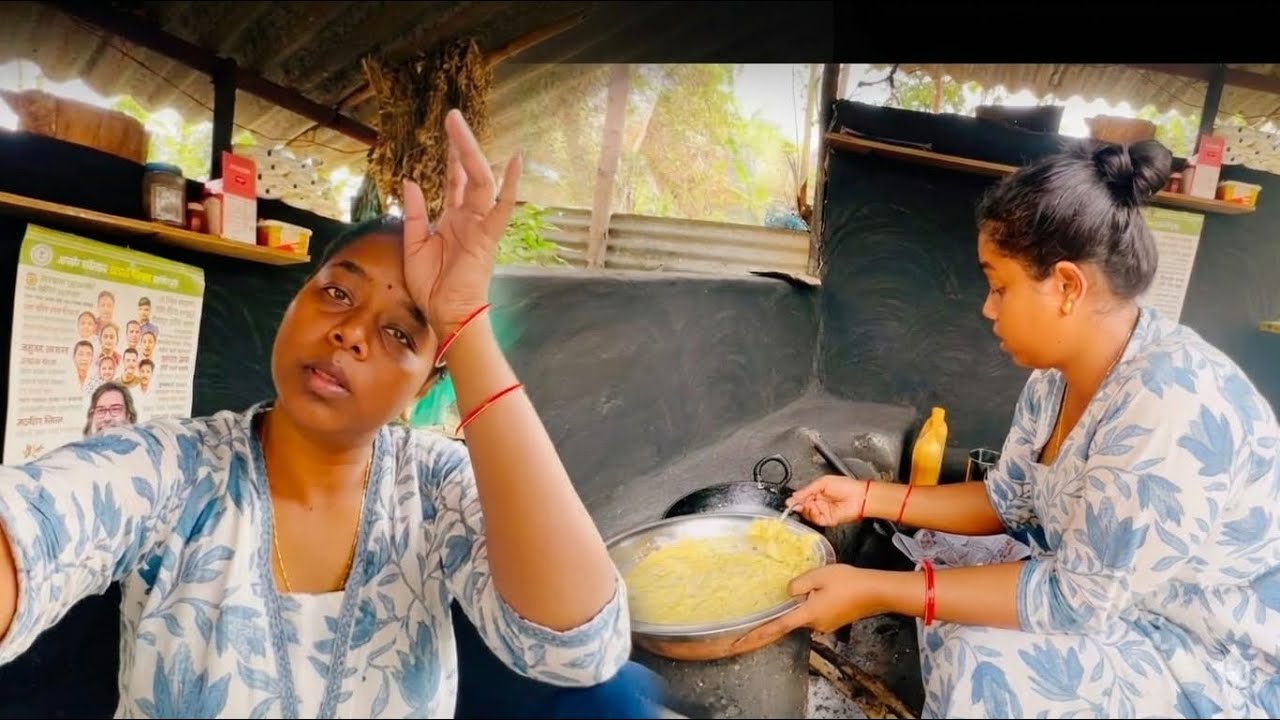 Aaj Mujhe Kyun Akele Pura Breakfast Banana Para !!😥!!@LilyOfficial 