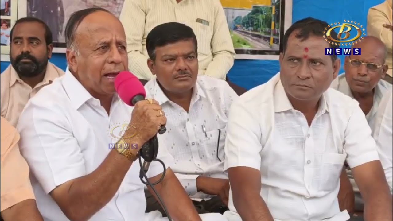 हातकणंगले ते इचलकरंजी या नियोजित रेल्वे मार्गाला गती देण्यासाठी इचलकरंजीत झालं धरणे आंदोलन