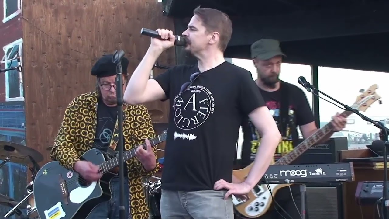 Afterglow plays Solsbury Hill (Peter Gabriel live cover)