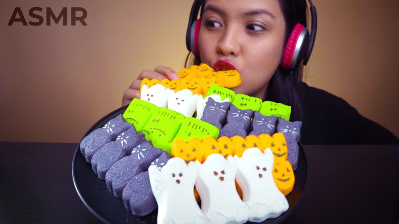 ASMR PEEPS MARSHMALLOWS HALLOWEEN CANDY (No Talking) Soft Crunch  + Squishy Eating Sounds