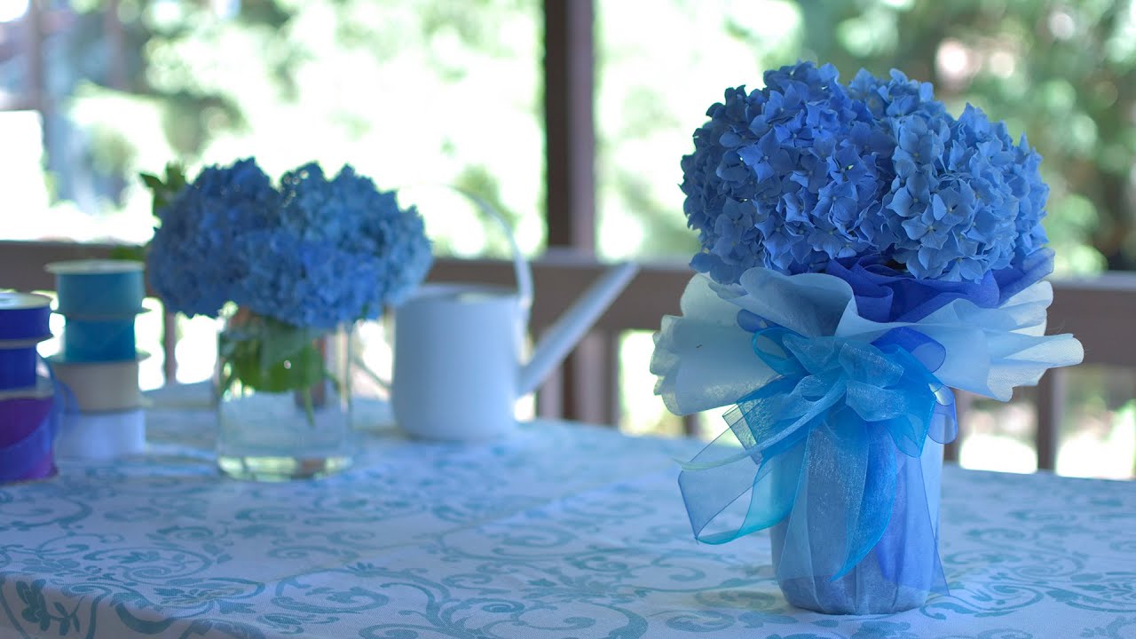 Elegant Hydrangea Bouquet | Stunning Vase Gift Wrapping