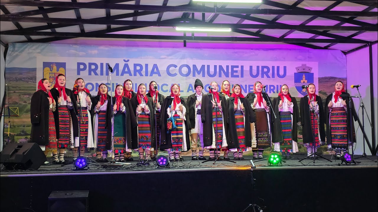 Concert de Colinde la Targul de Craciun din comuna Uriu (B-N), ultima seara, 21 decembrie 2025