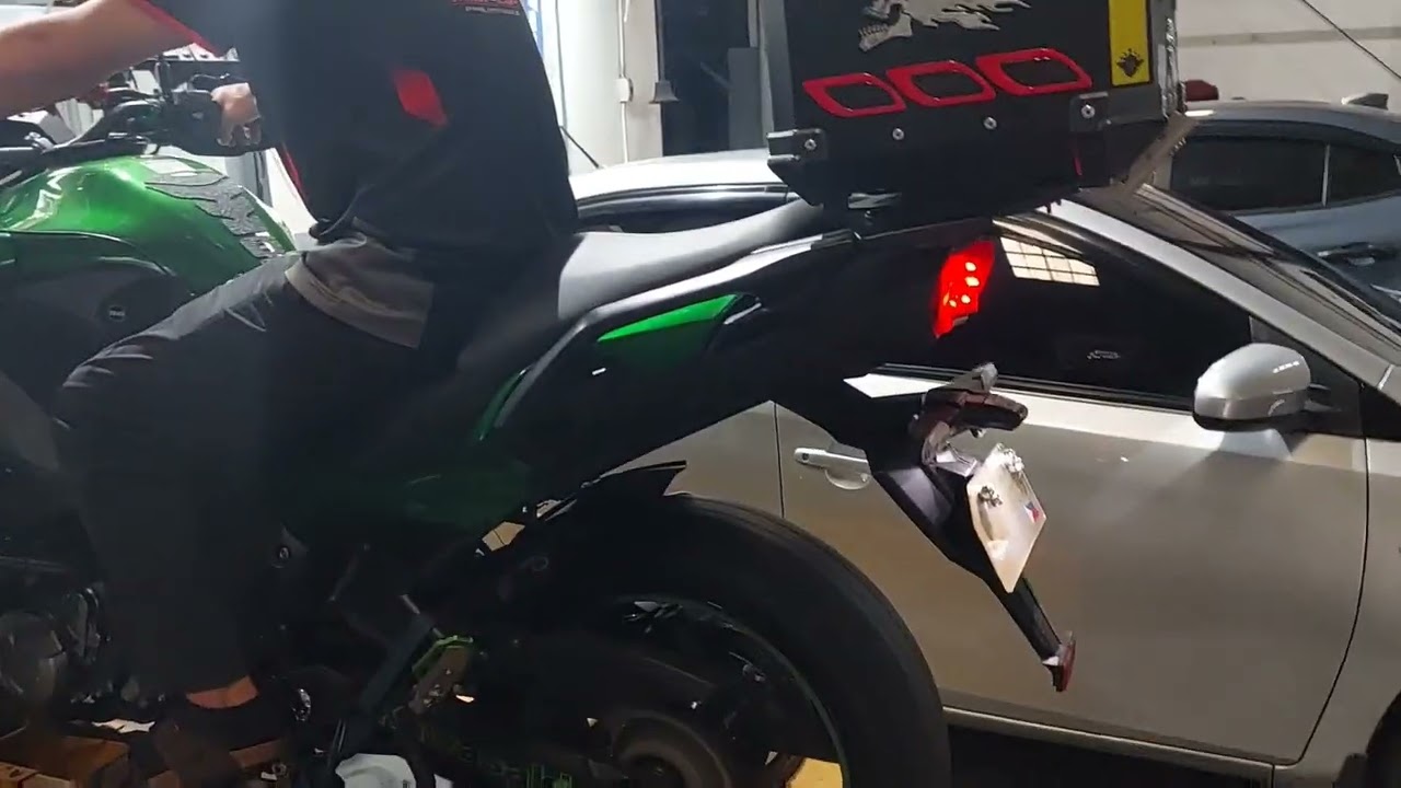 Dyno Kawasaki Versys 1000 SE On Fire!!!