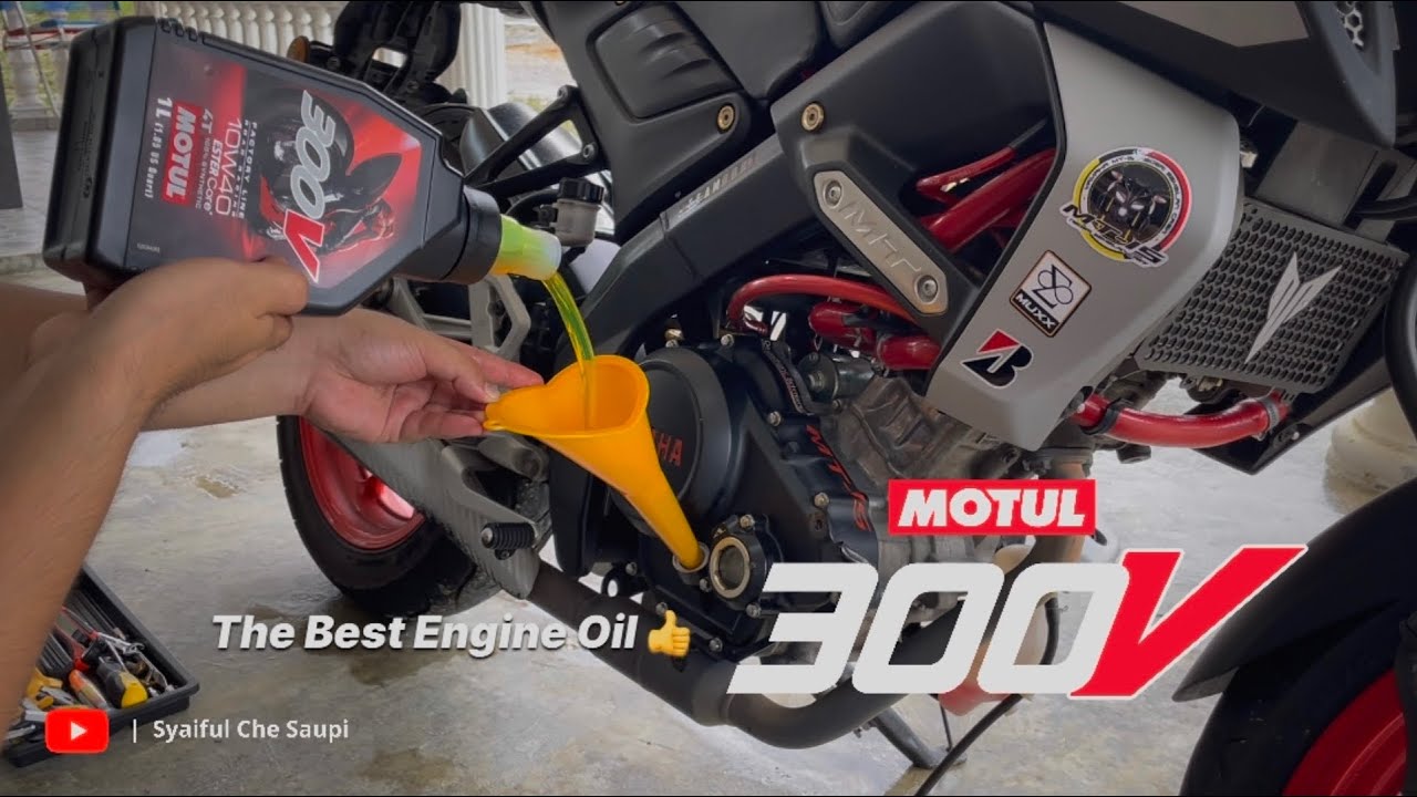 Motul 300v - Oil Change | Yamaha MT15