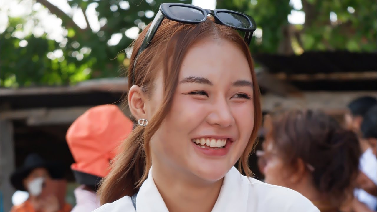 น้องหมิวร่วมงานบวชพลวงพี่ซัน (น้องซันไมค์ทองคำ7) จ.ชัยนาท 😀😍#นางเอกเสียงพริ้ว #หมิวเขม #หมิวเขมจิรา