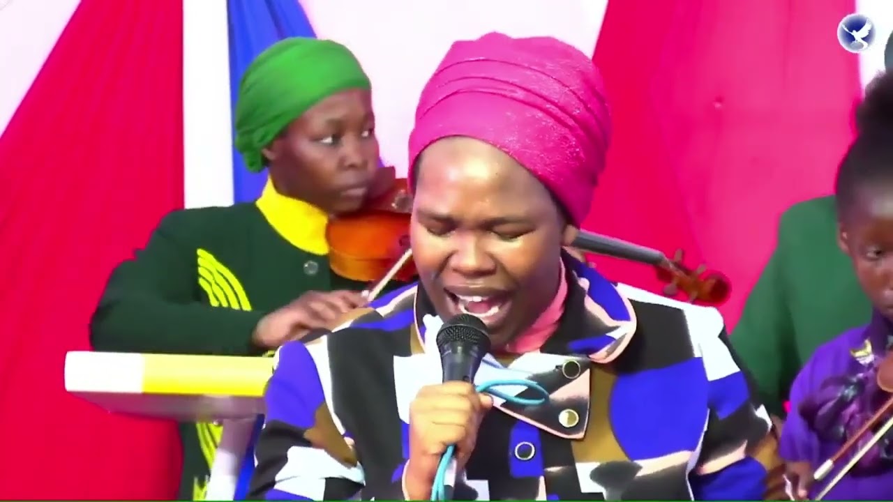 JINA LA YESU JINA TULILOPEWA || POWERFUL ADORATION WORSHIP || YAYA KILIMANI ALTAR
