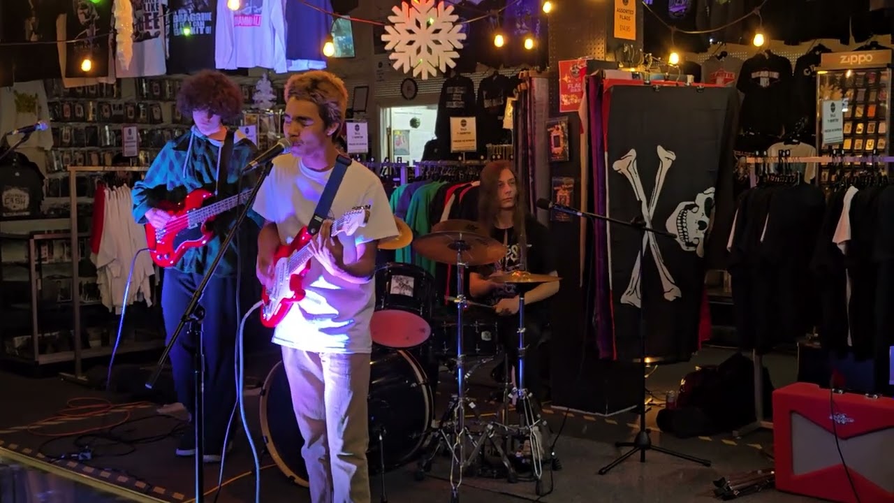 Complex 33- Winter Snakes Live cover (original band joy again)