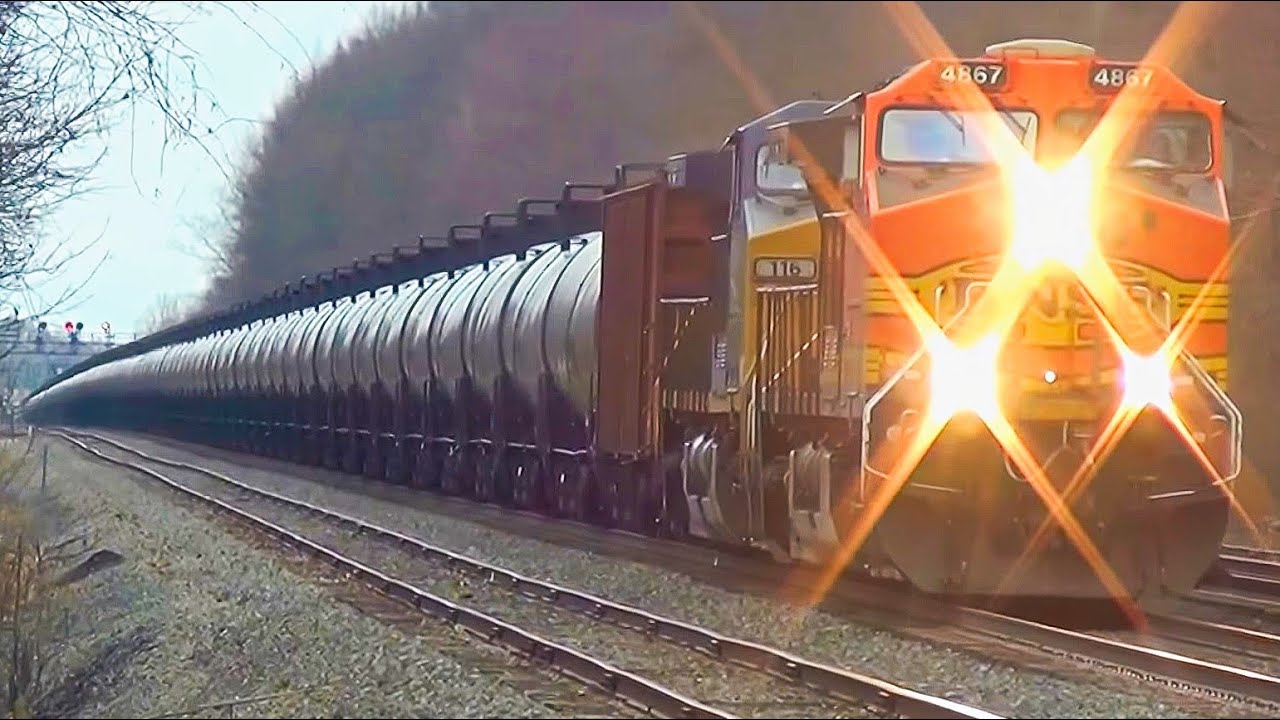 Super Long BNSF Oil Tanker Train