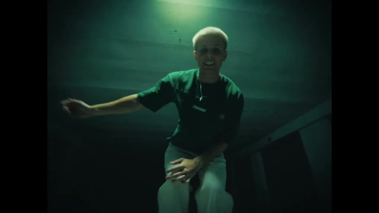 VASHKA - LOOP (prod. AMIRE) |Official Video|