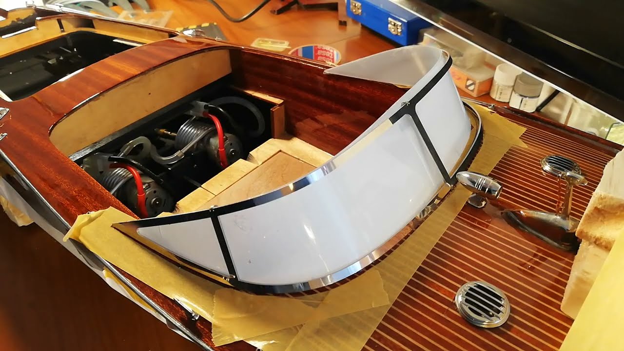 Part. 49 - Windscreen - Amati Italian runabout - Riva Aquarama