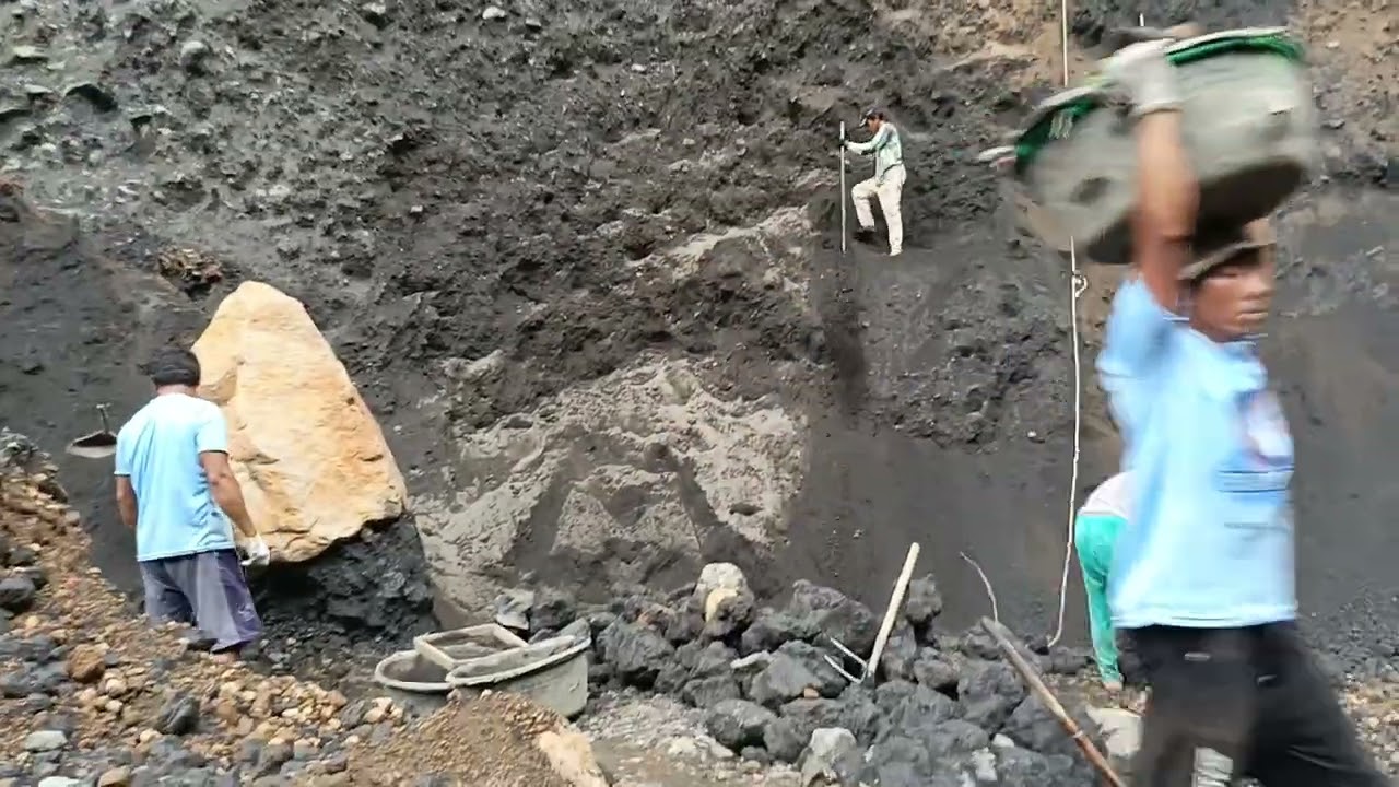 the process of mining black sand cliffs