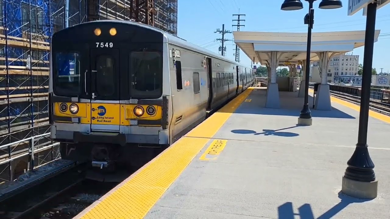 MTA Long Island Railroad: Late Morning Action @ Lynbrook (8/12/24)
