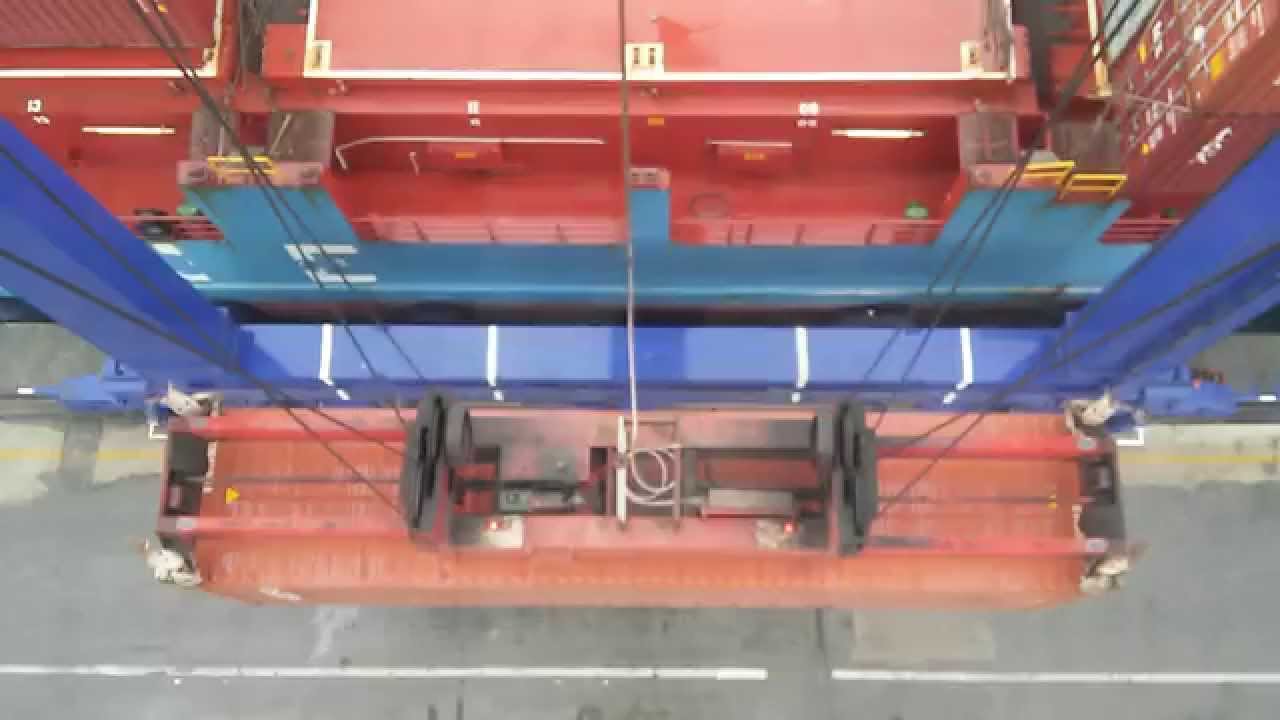 Haydarpaşa liman gantry crane