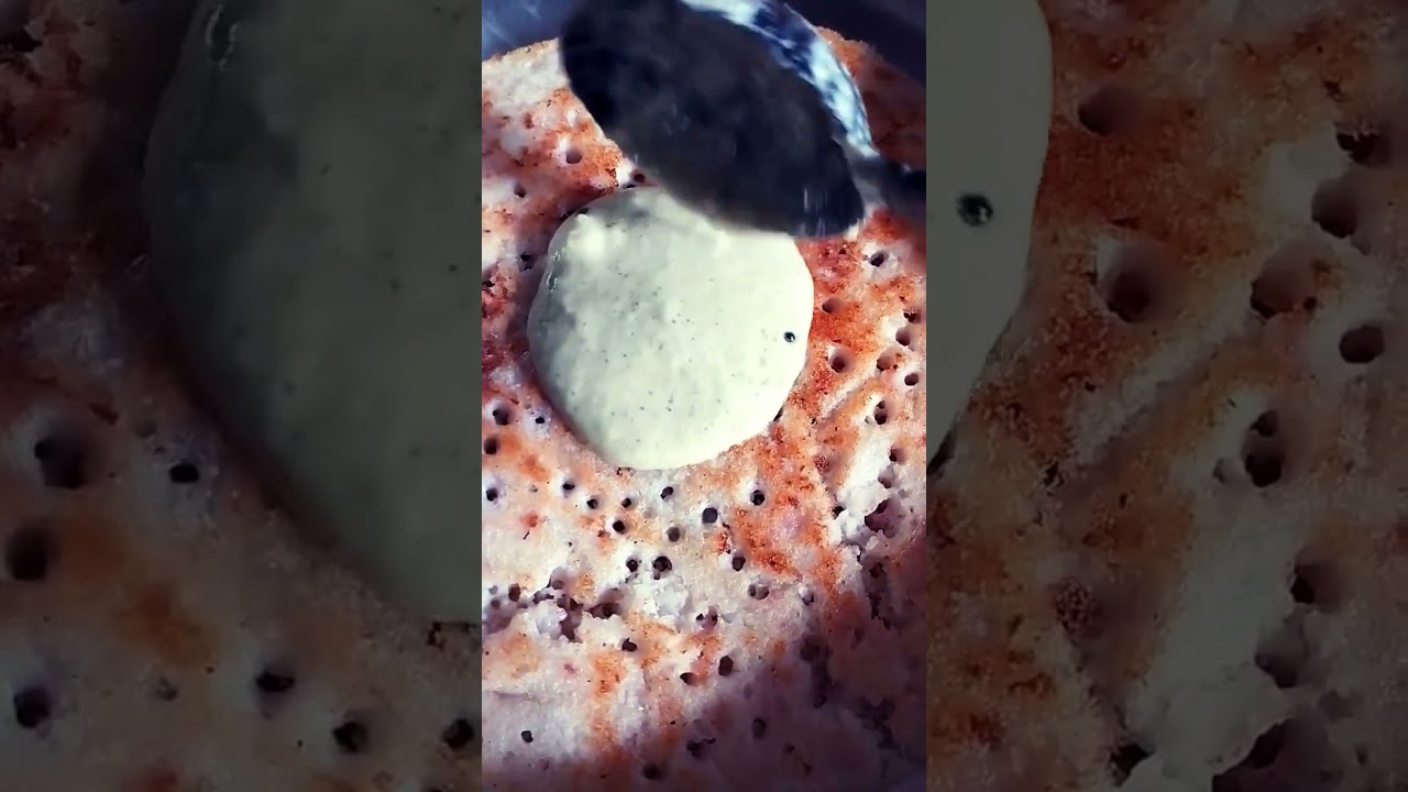 Dosa with coconut chutney
