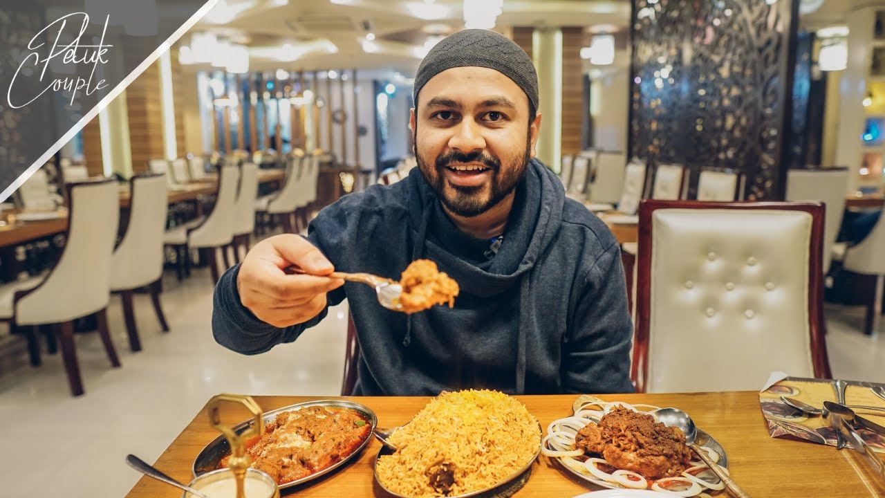 Authentic Pakistani Mughlai Food in Dhaka || Pakwan