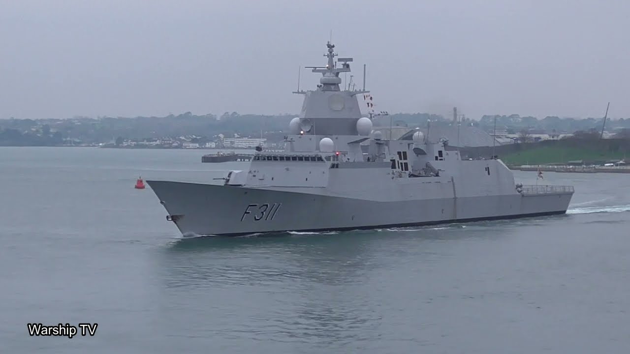 ROYAL NORWEGIAN NAVY HNoMS ROALD AMUNDSEN F311 DEPARTS DEVONPORT NAVAL BASE - 24th January 2022