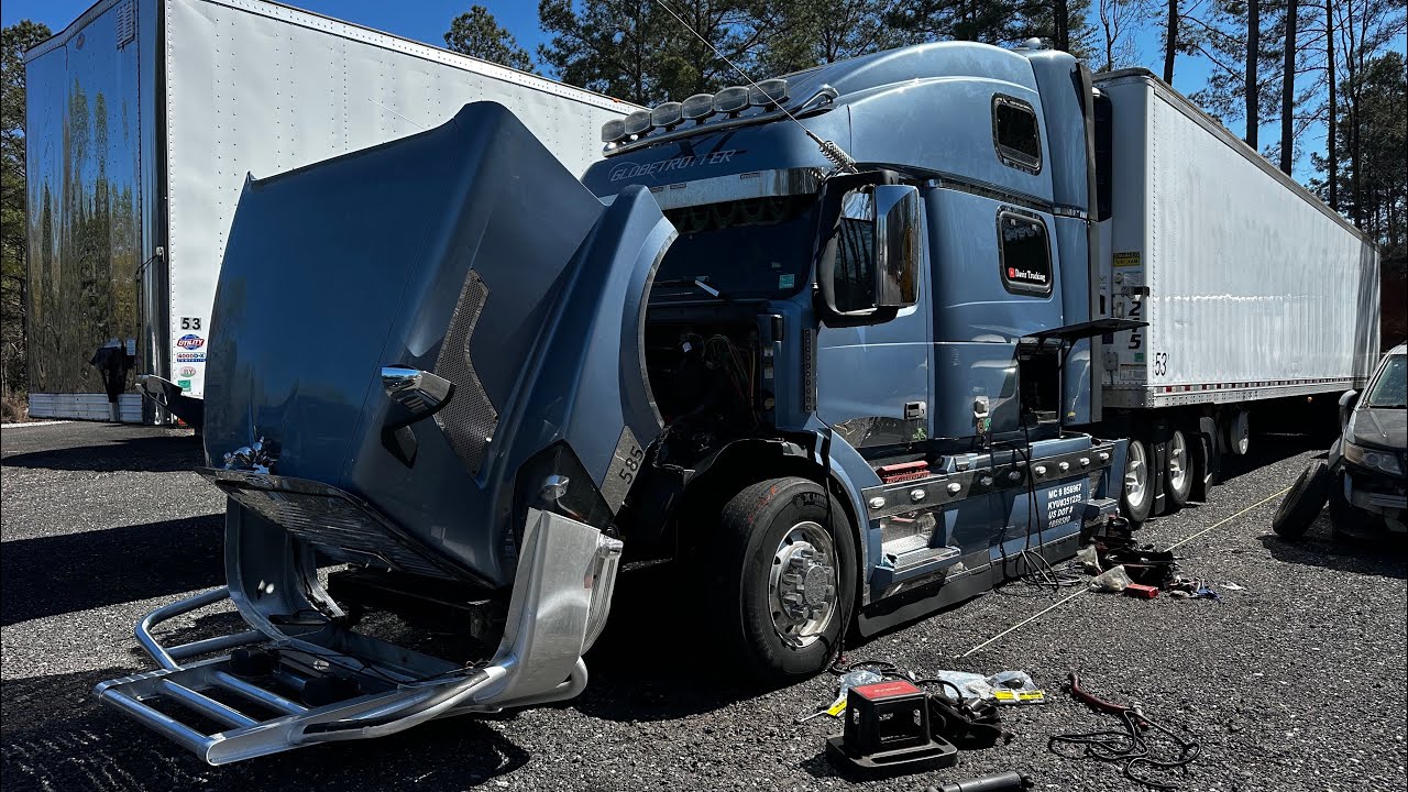 Дальнобой США.. Замена воздушного компрессора. Cummins ISX15.. 