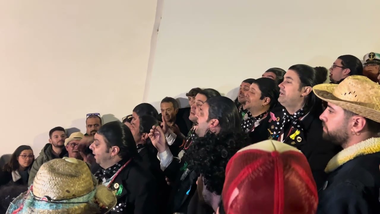 Sssshhhh! - Pasodoble a Maduro (Santa Cruz)