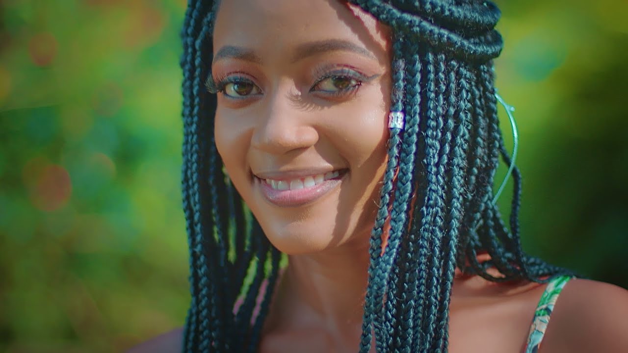 MUSS - My Twinkle Little Star Ft. RINYU (Official Video) by Director CHUZiH
