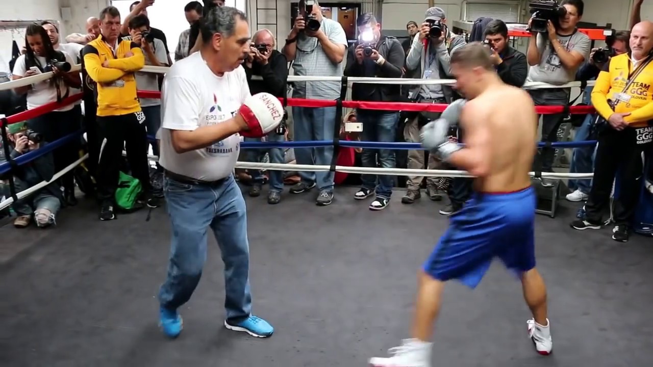 Explosive Golovkin training with trainer Abel Sanchez before Monroe fight