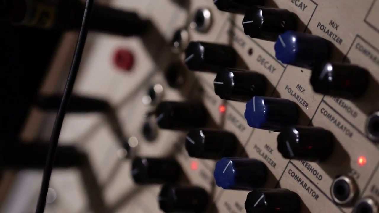 Hannah Peel - Chloe - LIVE STUDIO SESSION