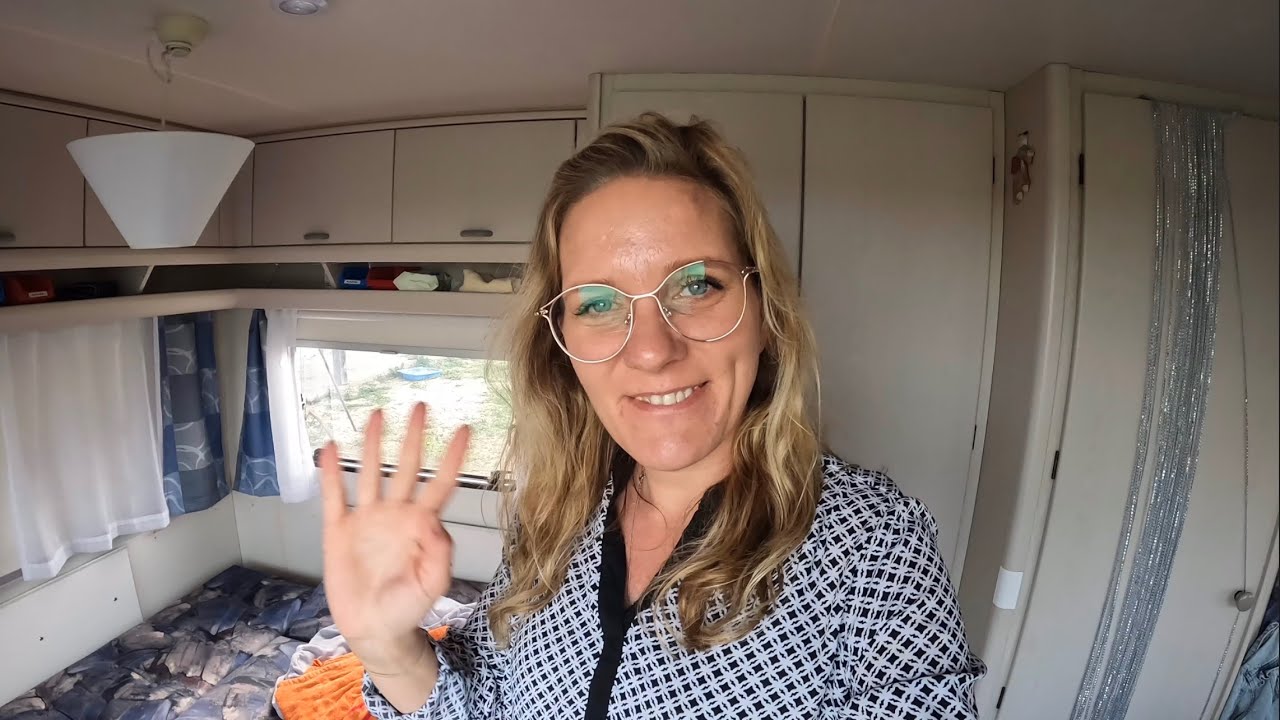Wohnwagen ROOMTOUR  Hobby 1996 für 4 Personen beladen | auswandern 2022