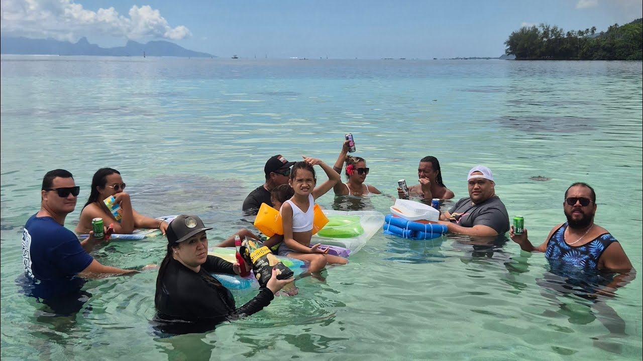 Je fais la bringue avec des Tahitiens ! 🤪 #vanlife 