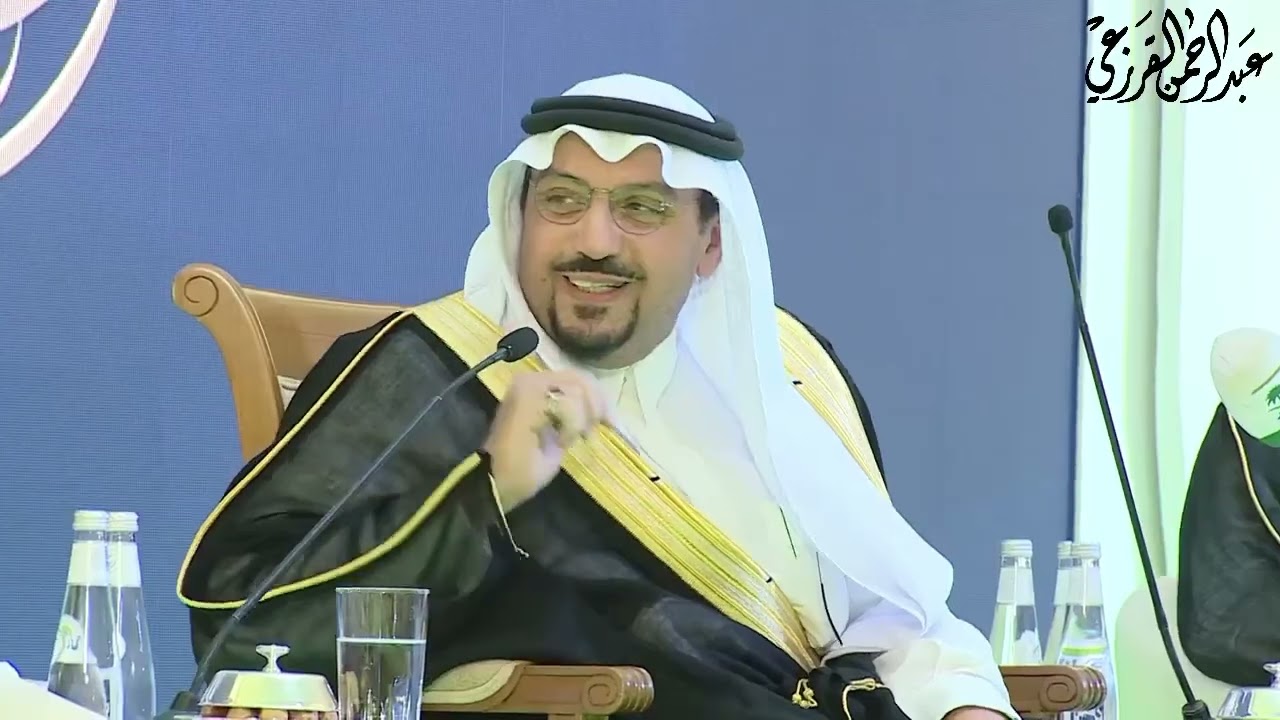 مقتطفات من مقدمة وفقرات حفل حفّاظ القرآن لجمعية مدّكر لتحفيظ القرآن بعنيزة |تقديم: عبدالرحمن القرزعي