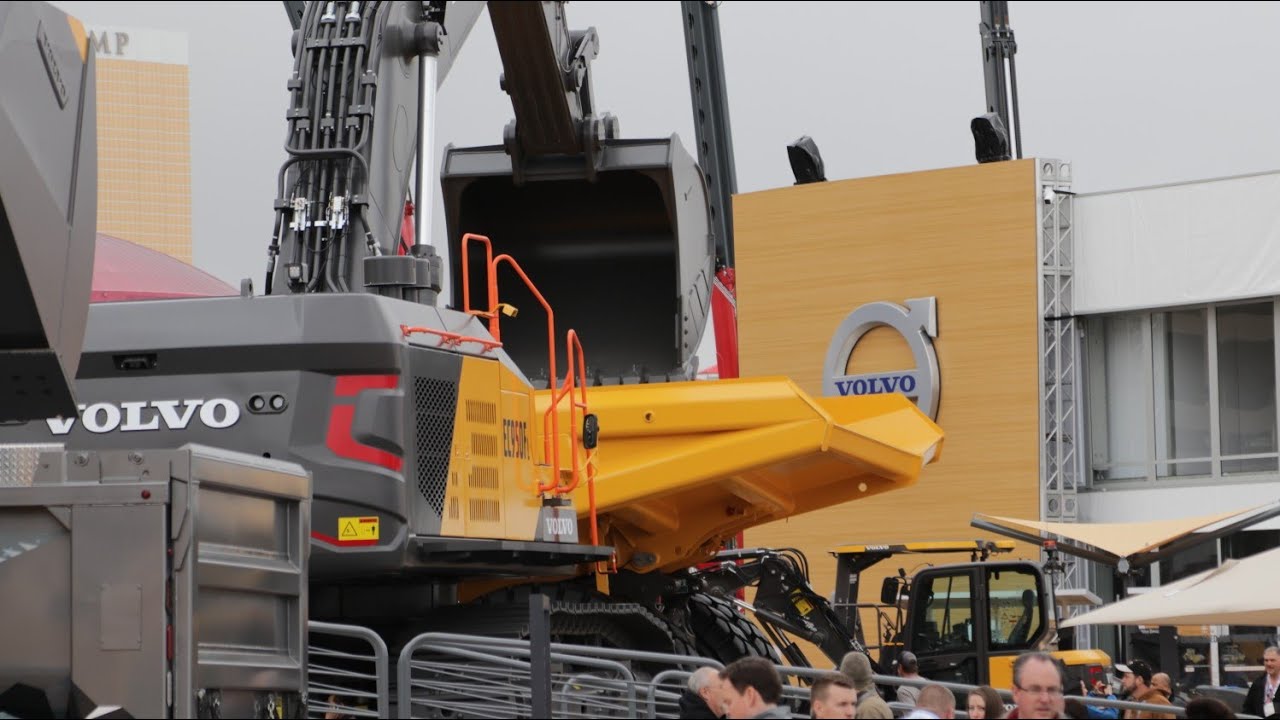 Volvo exhibit walk through at Conexpo 2020