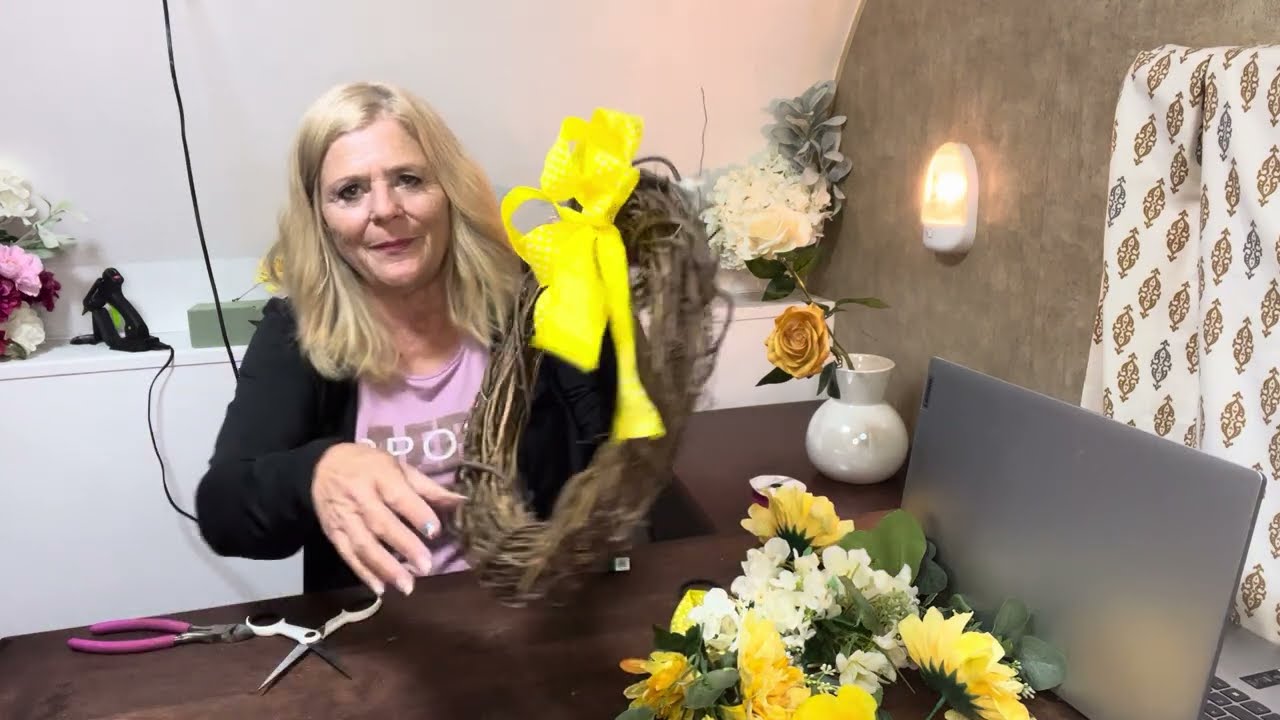 Diy grapevine wreath in yellow! #flowerboss