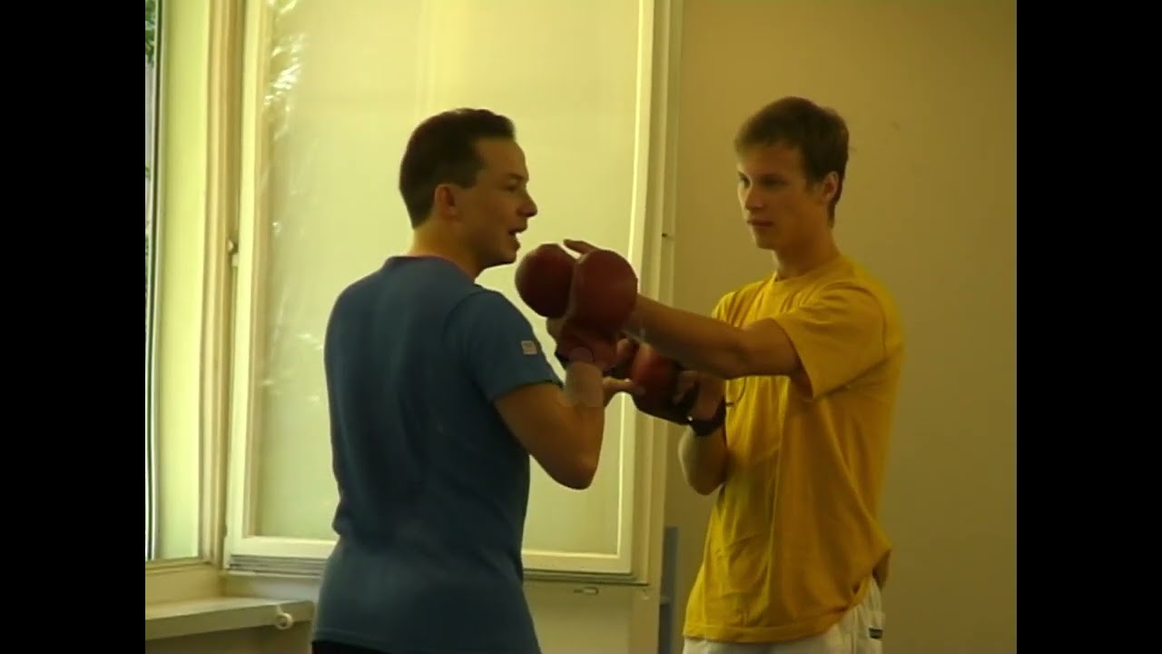 Robert Vogel on Wing Chun 45 Degrees Footwork #wingchun