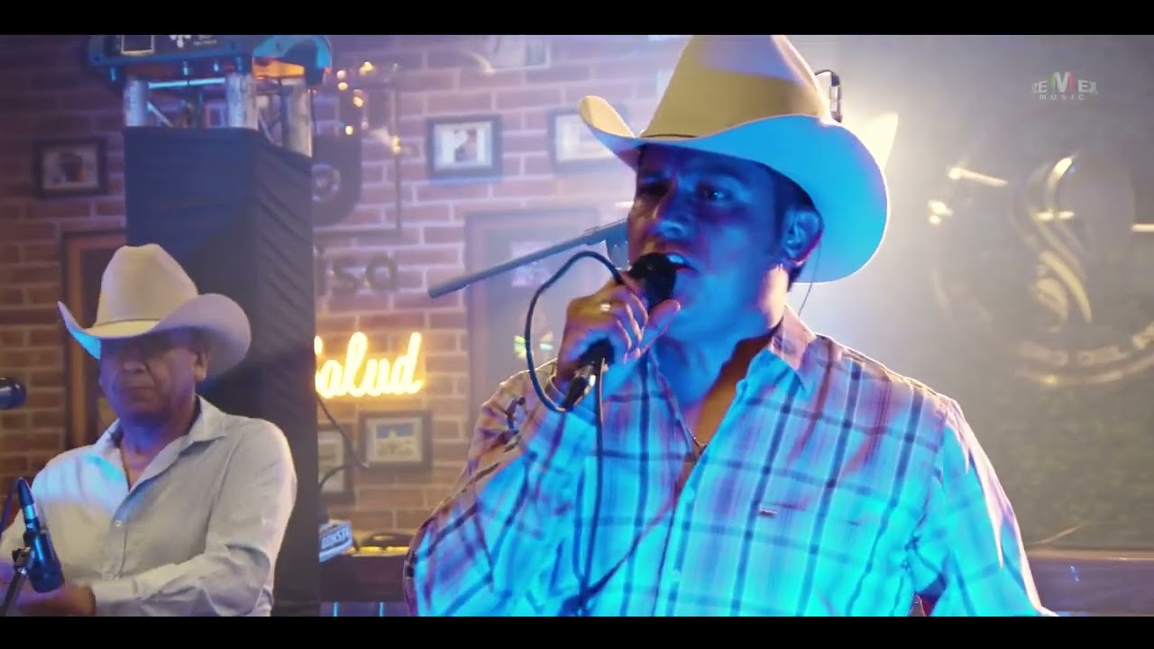 La Chica Est&aacute; Enojada - Los Carnales De Nuevo Le&oacute;n #carnalesdenuevole&oacute;n #remexmusic #musicaenvivo