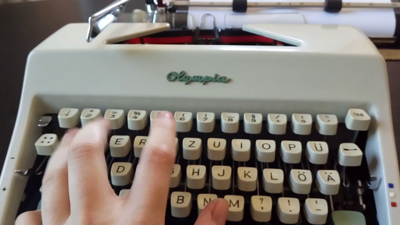 Olympia SM9 typewriter 1964