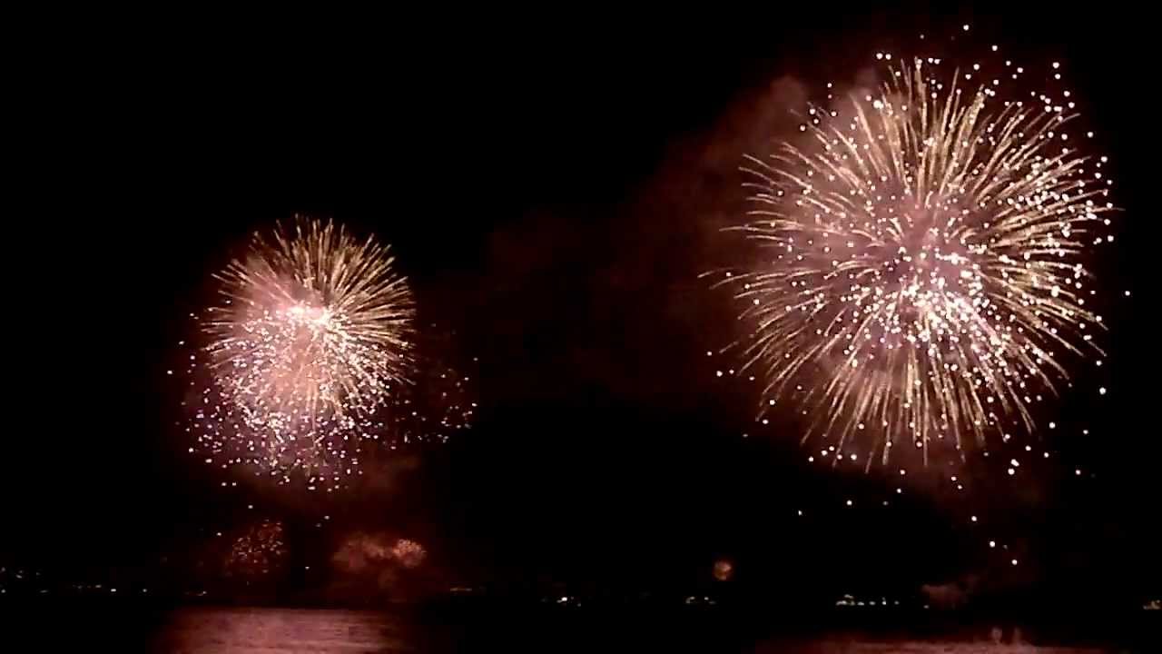 Año Nuevo 2012, Viña del Mar, Chile. Fuegos artificiales Bahía de Valparaíso