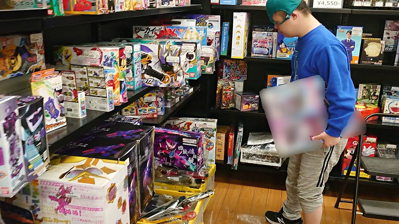 はるくんが仮面ライダーオモチャ買いに行きました！