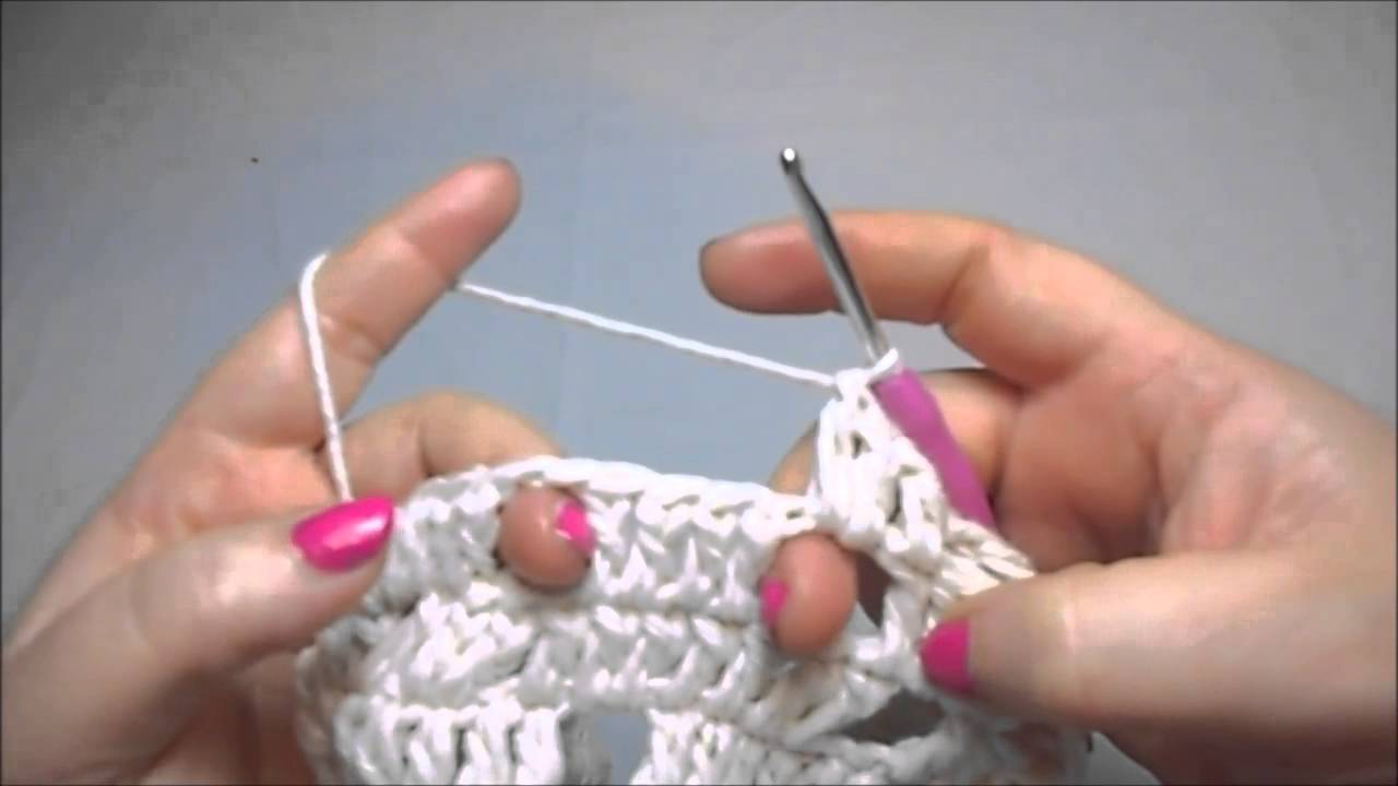 Tapete Crochê Flor em  Filé Parte 1