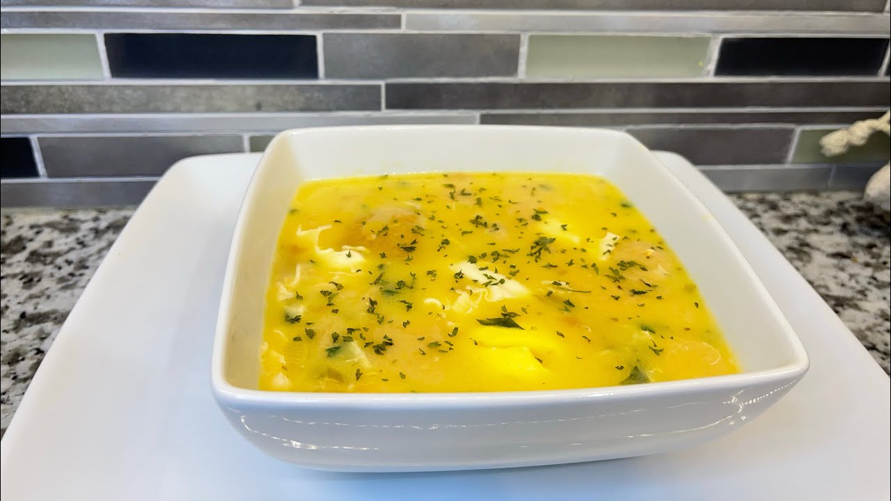 Deliciosa y auténtica Sopa de pan con queso ecuatoriano